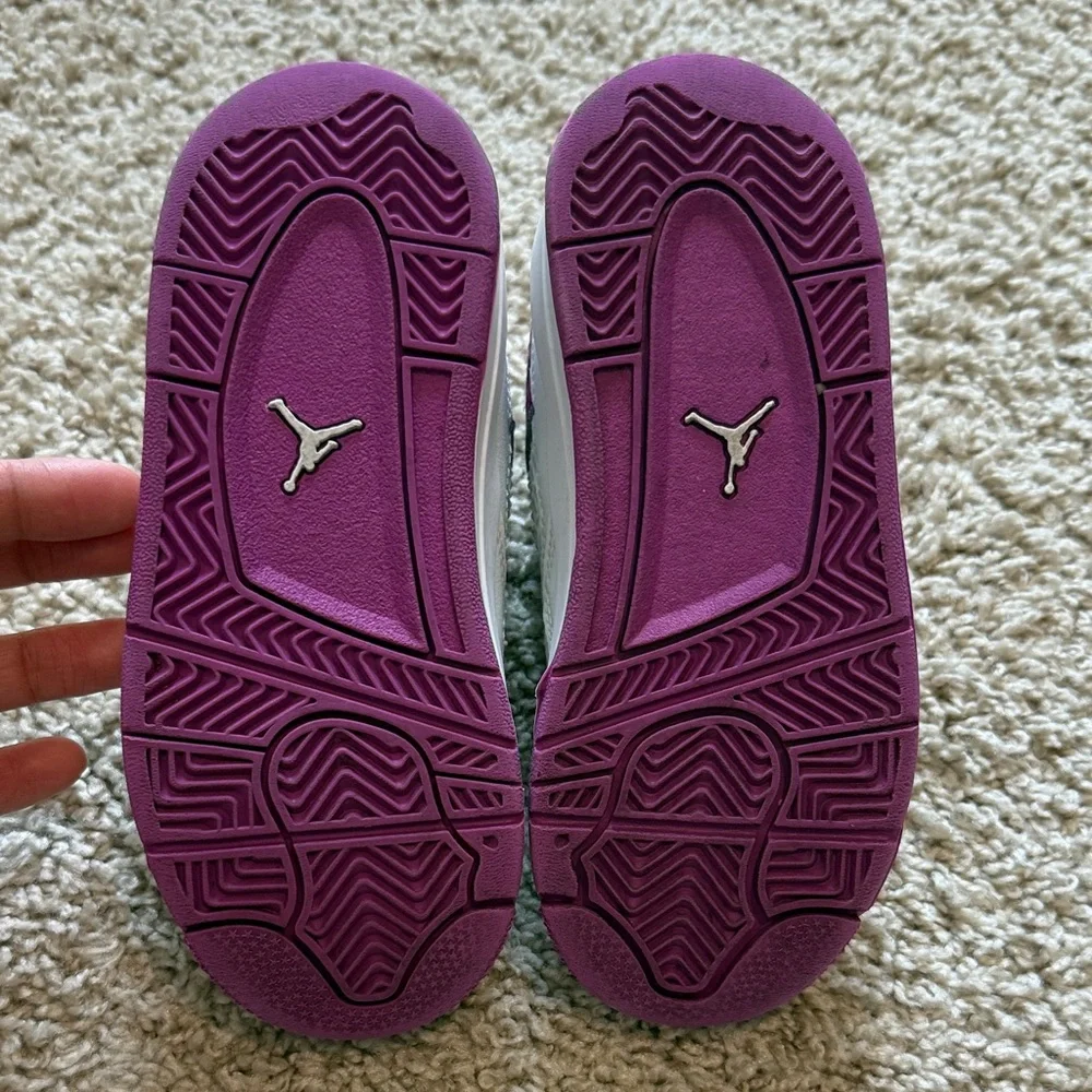 Jordan Kids Sneakers in White and Purple - Picture 6 of 6